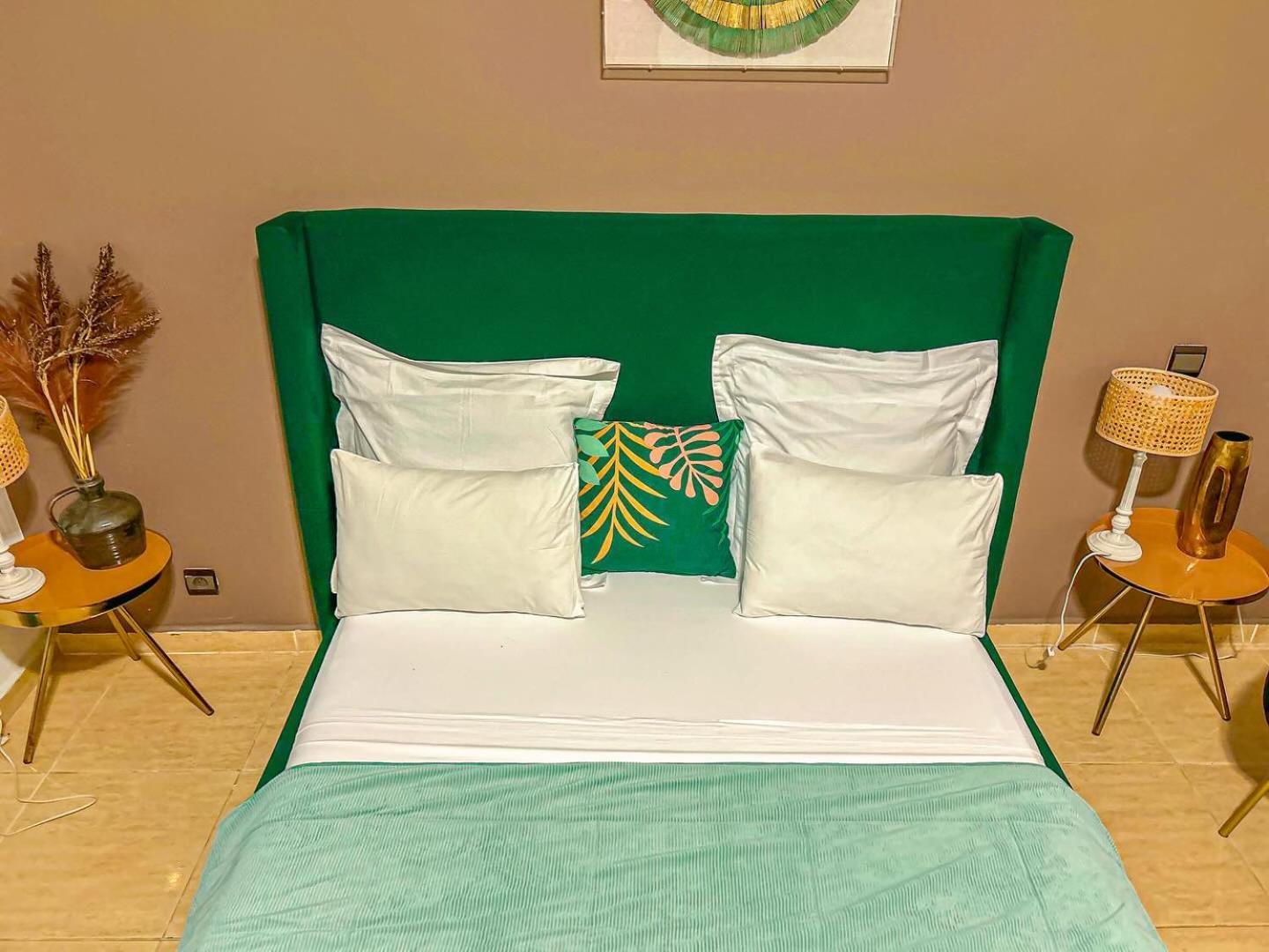 Residence Le Tali Либревил Екстериор снимка